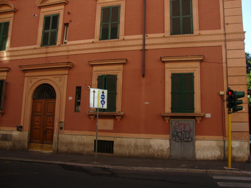 Qindajie House Bed & Breakfast Rome