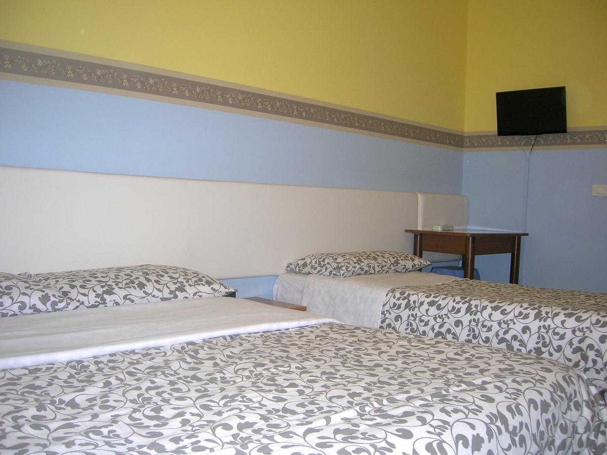 Qindajie House * Rome
