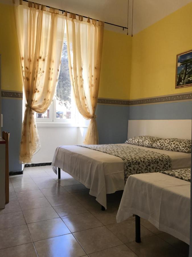 Qindajie House Bed & Breakfast
